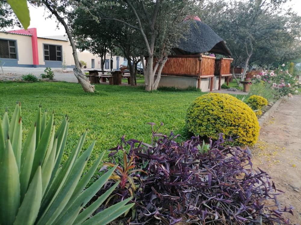 Royal Guesthouse Opuwo Εξωτερικό φωτογραφία